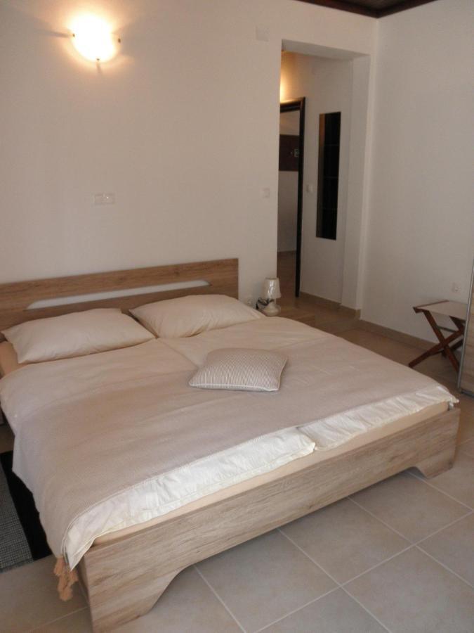 Apartment-Rooms Preka Palit Екстериор снимка
