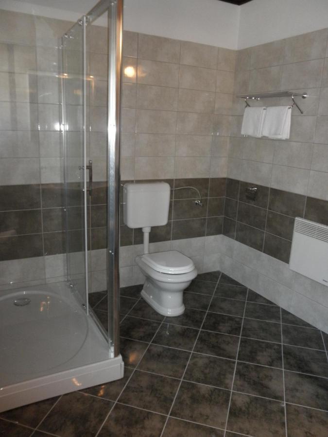 Apartment-Rooms Preka Palit Екстериор снимка