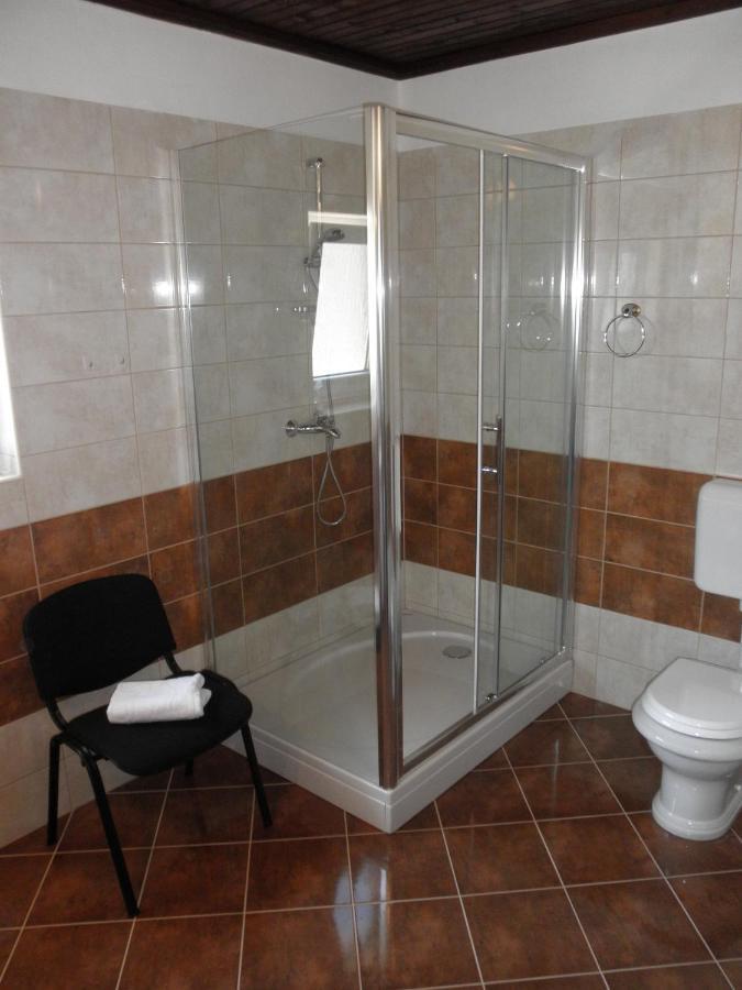 Apartment-Rooms Preka Palit Екстериор снимка
